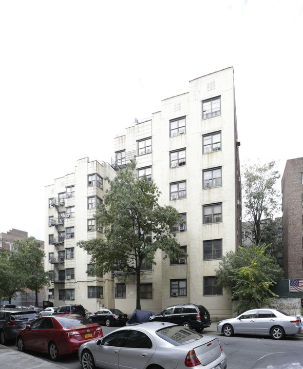 2191 Creston Ave in Bronx, NY - Building Photo