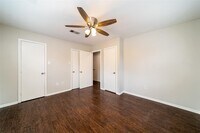 2614 Cleburne St photo'