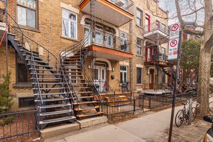 5037-5045 De Lanaudière St in Montréal, QC - Building Photo