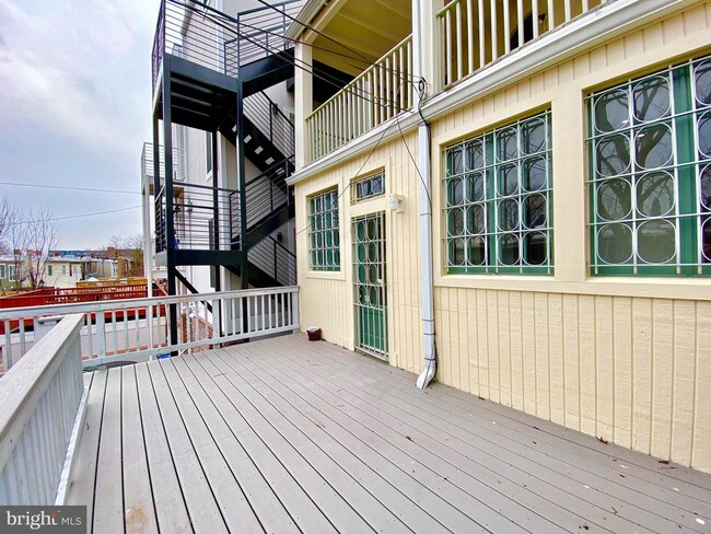 property at 140 Bryant St NW