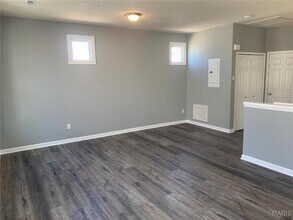 3410 E Lime Kiln in St. Charles, MO - Building Photo - Building Photo