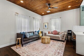 1003 Romeria Dr in Austin, TX - Building Photo - Building Photo