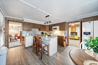 406 Liberty St in Yorkville, IL - Building Photo - Building Photo