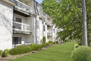 Hadley Woods Apartments