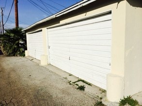 8893 Reading Ave in Los Angeles, CA - Building Photo - Building Photo