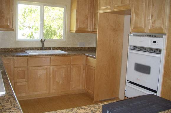 11339 Oxnard St. in North Hollywood, CA - Foto de edificio - Building Photo