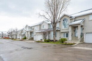 Classics Of Lake Sundance in Calgary, AB - Building Photo