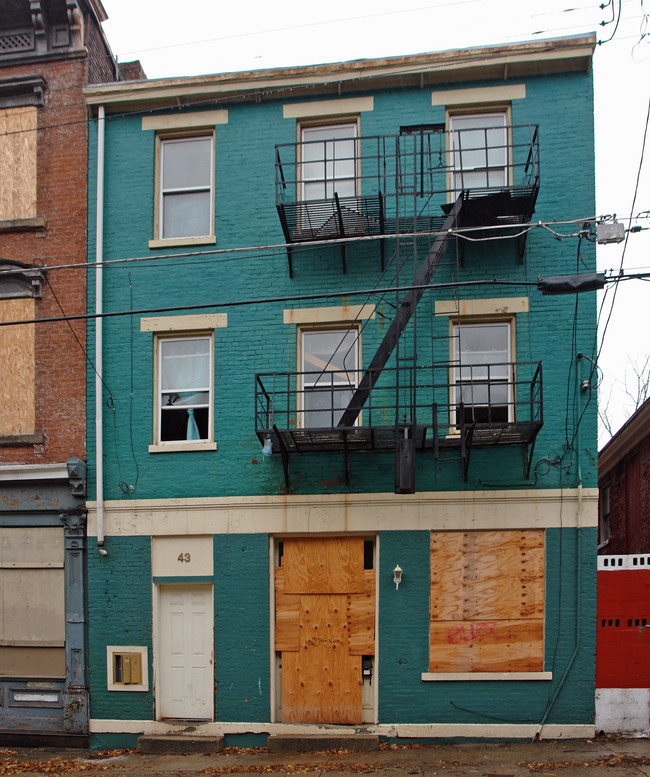 43 E Clifton Ave in Cincinnati, OH - Building Photo - Building Photo