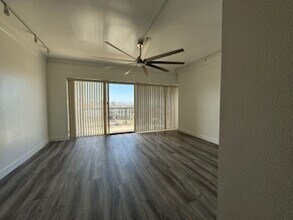 4750 N Central Ave in Phoenix, AZ - Building Photo - Building Photo