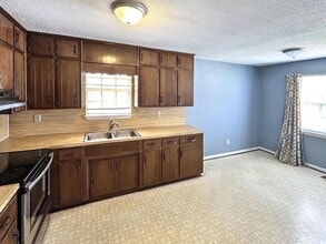 521 12th St W in Birmingham, AL - Building Photo - Building Photo