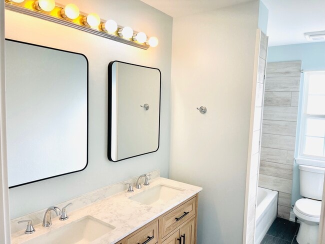 21226 W Chastworth Ln in Plainfield, IL - Building Photo - Building Photo