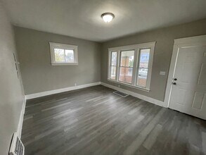 1733-1737 Long Ave in Lorain, OH - Building Photo - Building Photo