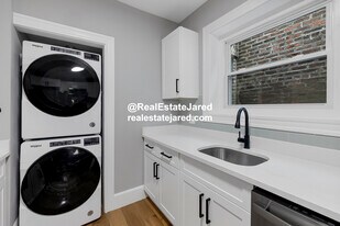 612 Columbus Ave in Boston, MA - Building Photo
