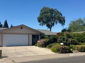 7213 Catamaran Dr in Citrus Heights, CA - Building Photo