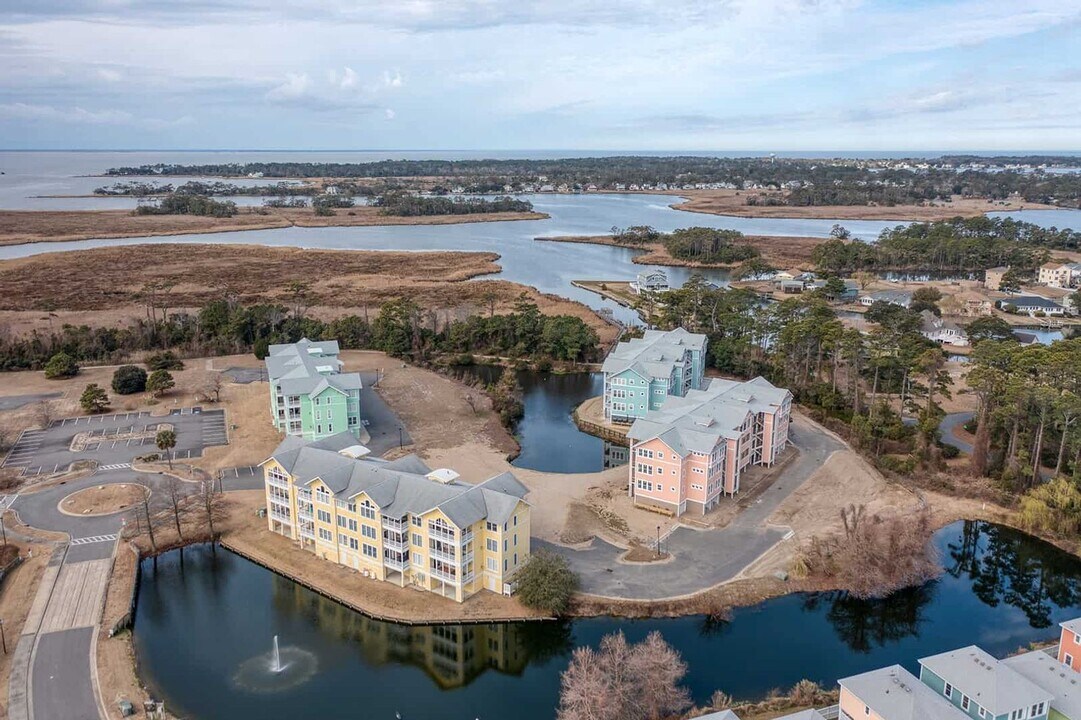 1703 Paget Rd in Kill Devil Hills, NC - Building Photo