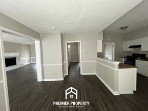 8555 Buckhurst Rd in Memphis, TN - Building Photo - Building Photo