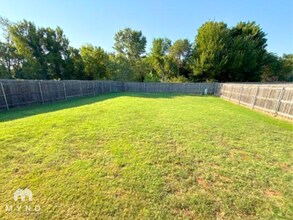 10616 SW 22nd St in Yukon, OK - Building Photo - Building Photo