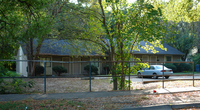 1012 Sedgefield St in Durham, NC - Building Photo - Building Photo