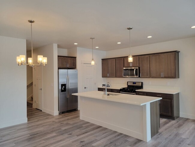 918 Butler Creek Ave in Belgrade, MT - Building Photo - Building Photo