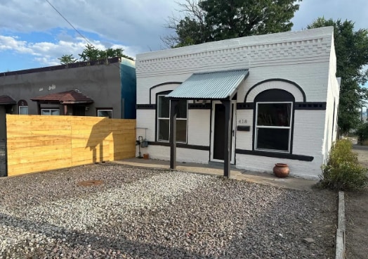 418 W 43rd Ave