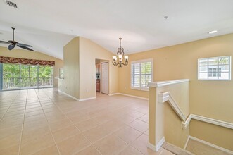 1305 Henley St in Naples, FL - Building Photo - Building Photo