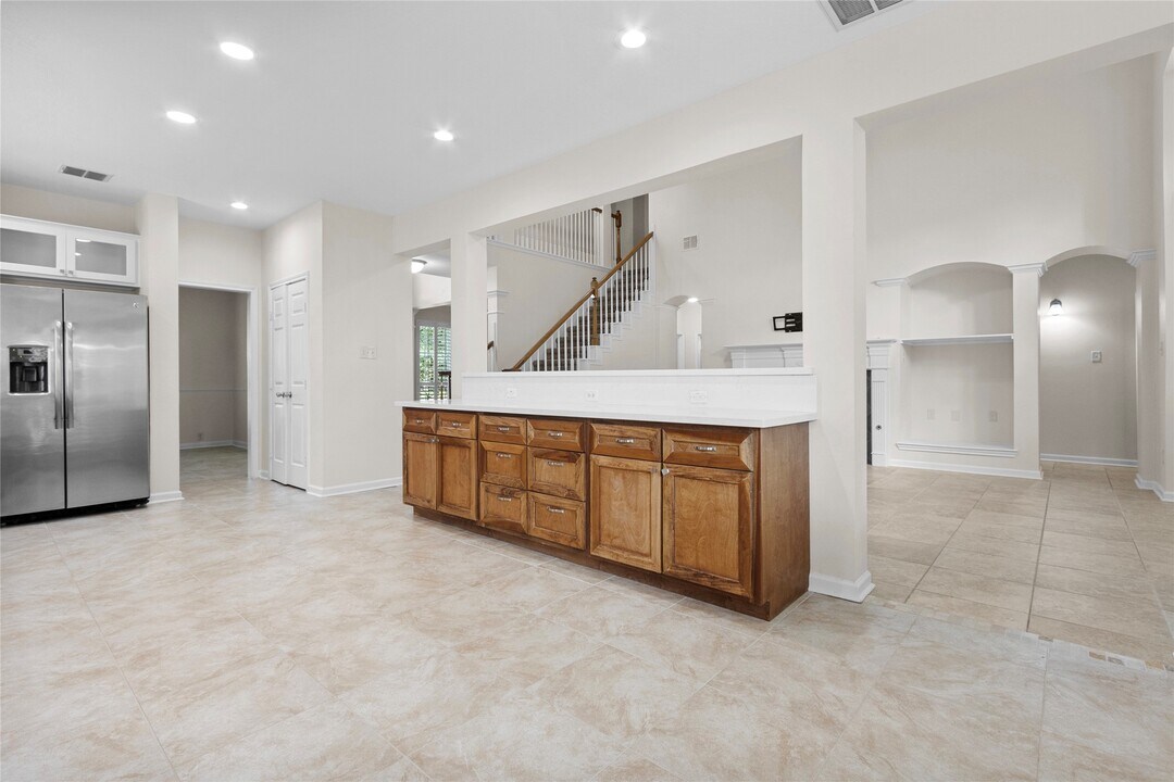 11403 Lakewood Cove in Houston, TX - Building Photo