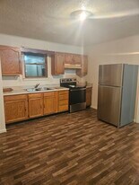 148 Edgewater Rd, Unit 1 in Elizabethton, TN - Building Photo