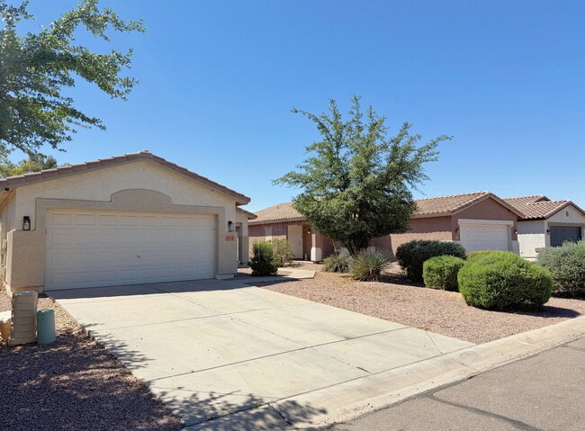 235 W Angus Rd in San Tan Valley, AZ - Building Photo - Building Photo