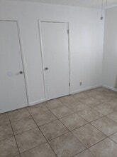 395 W Holland Ave, Unit 104 in Clovis, CA - Building Photo - Building Photo