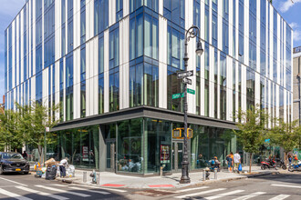 150 Rivington St in New York, NY - Building Photo - Building Photo