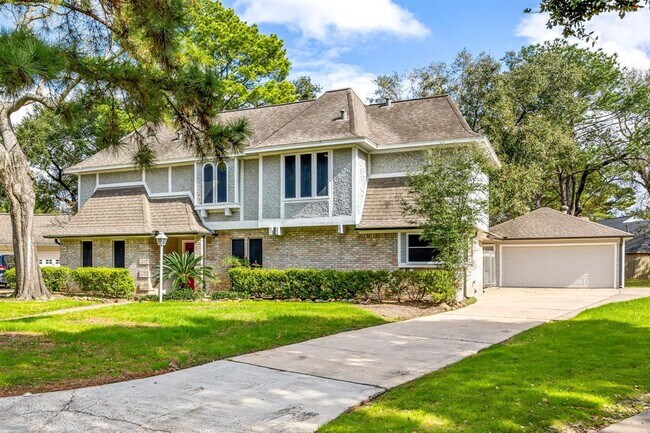 property at 7106 Benwich Cir