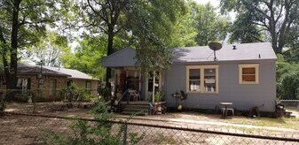 2751 Essex St in Shreveport, LA - Building Photo