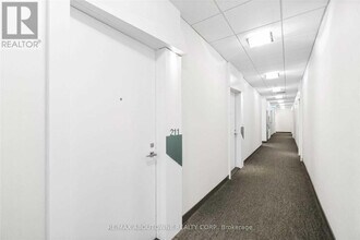 352 Front St W in Toronto, ON - Building Photo - Building Photo