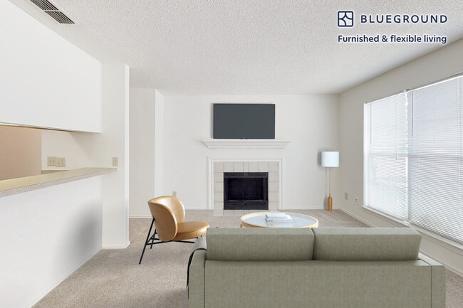 13116 Autumn Woods Way in Fairfax, VA - Building Photo - Building Photo