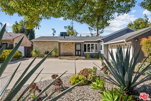 5127 Gaynor Ave in Los Angeles, CA - Building Photo