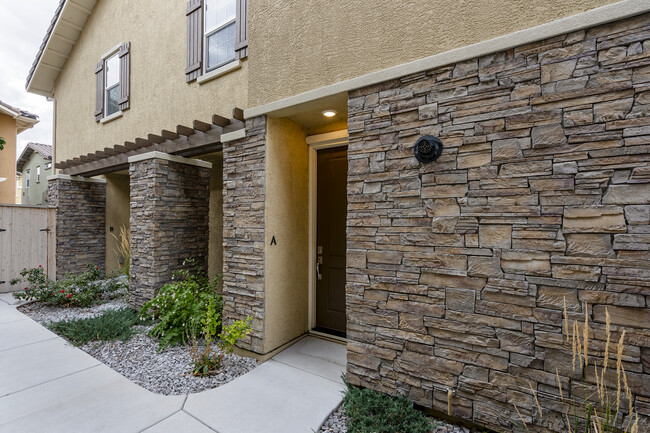 1945 Sea Horse Rd in Reno, NV - Building Photo - Building Photo