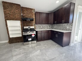 165 Clendenny Ave, Unit #2 Apartments