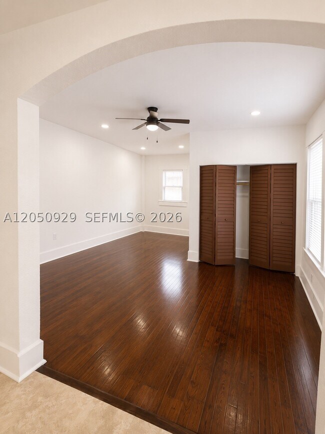 1319 Meridian Ave