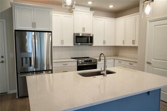 4329 Roush Ave in Orlando, FL - Building Photo - Building Photo