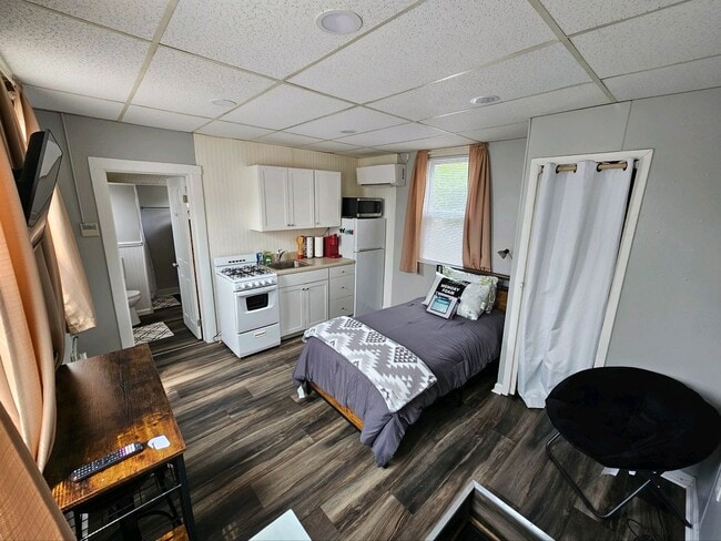 2317 Broad St in Parkersburg, WV - Foto de edificio - Building Photo