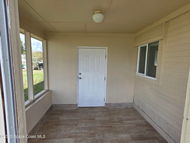 23 Emerald St in Melbourne, FL - Building Photo - Building Photo