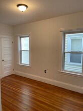 30 Sudan St, Unit 3 in Boston, MA - Foto de edificio - Building Photo