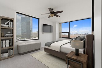 15 Greenway Plz in Houston, TX - Building Photo - Building Photo