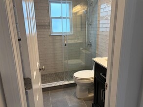 322 E Penn St in Long Beach, NY - Building Photo - Building Photo