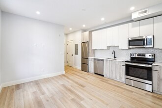 3439 Lancaster Ave, Unit 10 in Philadelphia, PA - Building Photo - Building Photo