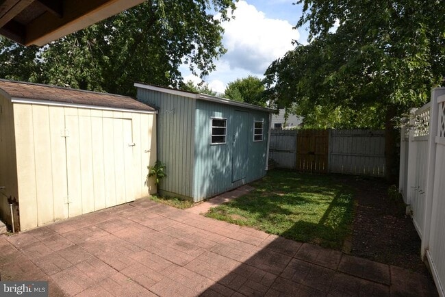 property at 75 Grand Dr