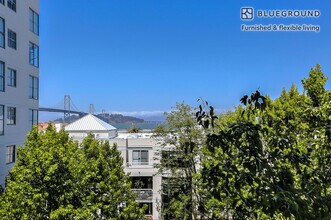 2 Townsend St in San Francisco, CA - Building Photo - Building Photo