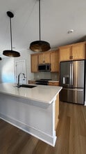 Room in Townhome on Levy Wy in Charlotte, NC - Building Photo - Building Photo