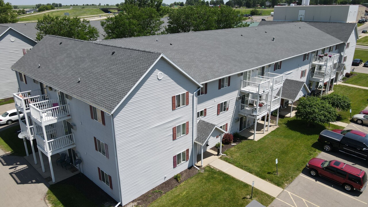 West Win Heights Apartments in Monroe, WI - Foto de edificio