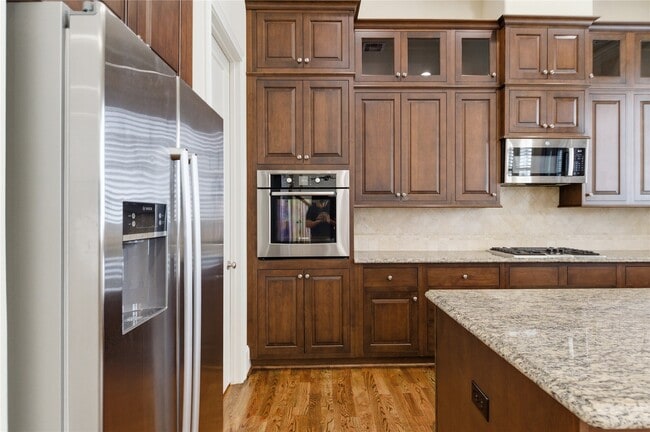 property at 2508 Sherwin St